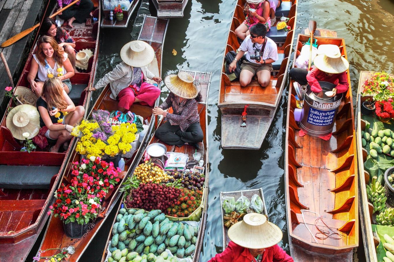 5-dia-diem-du-lich-hap-dan-tai-thai-lan