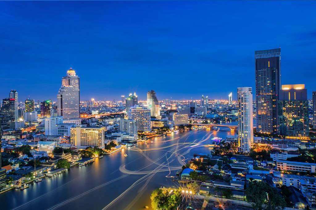 du-lich-thai-lan-mua-he-ghe-tham-song-chao-phraya-o-bangkok
