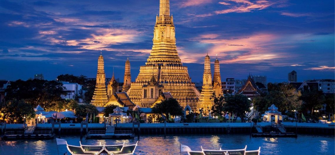 du-lich-thai-lan-mua-he-ghe-tham-song-chao-phraya-o-bangkok