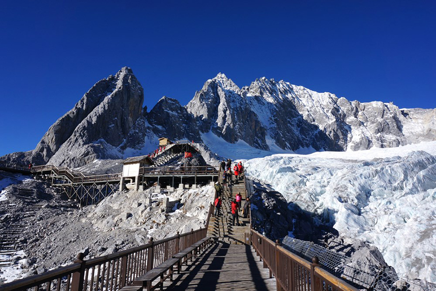 nhung-noi-khong-the-khong-den-khi-du-lich-le-giang-shangri-la