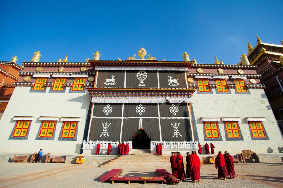 nhung-noi-khong-the-khong-den-khi-du-lich-le-giang-shangri-la
