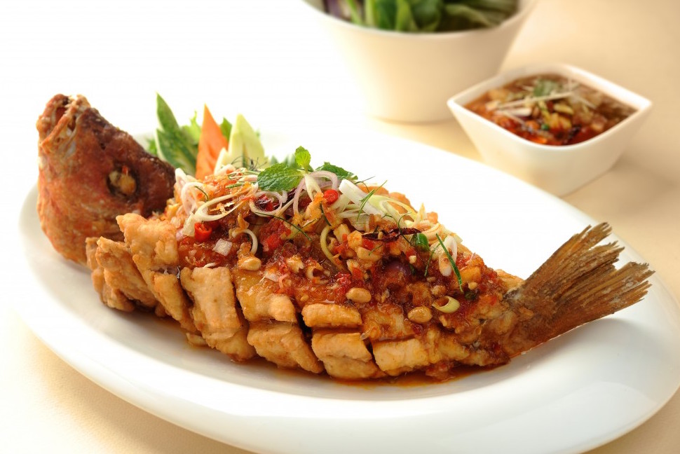thuc-don-them-3-mon-dac-trung-cho-le-hoi-songkran